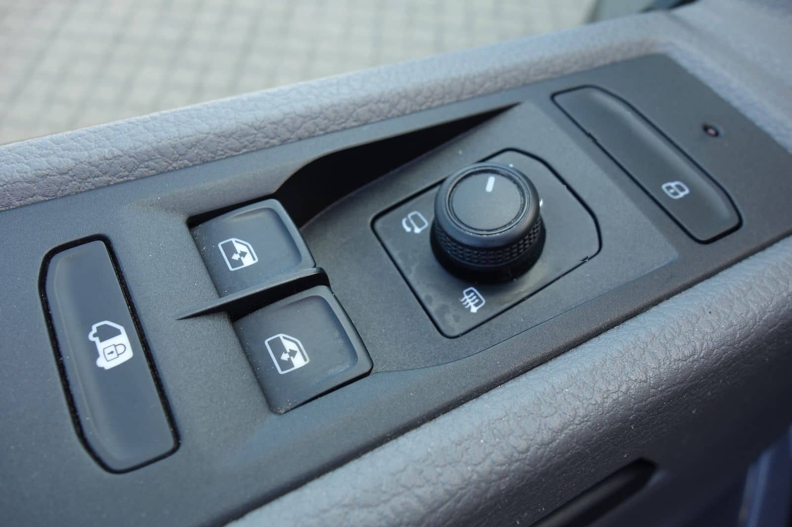 Volkswagen T6.1 Transporter Lang Kasten LED/STDHZG/AHK/ACC foto 21