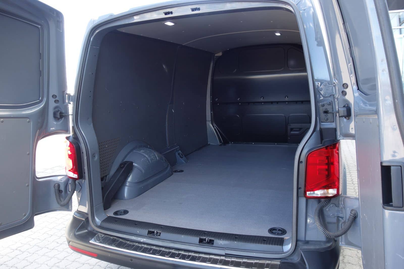 Volkswagen T6.1 Transporter Lang Kasten LED/STDHZG/AHK/ACC foto 8