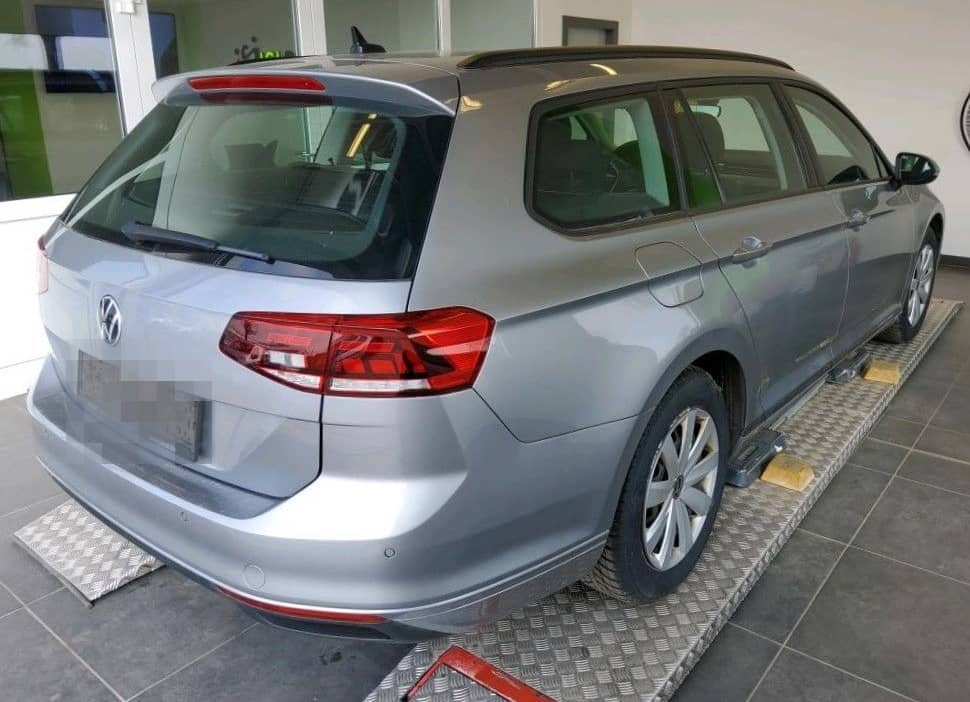 Volkswagen Passat Variant 1.5 TSI RFK*LED*Navi*DAB*SHZ foto 5