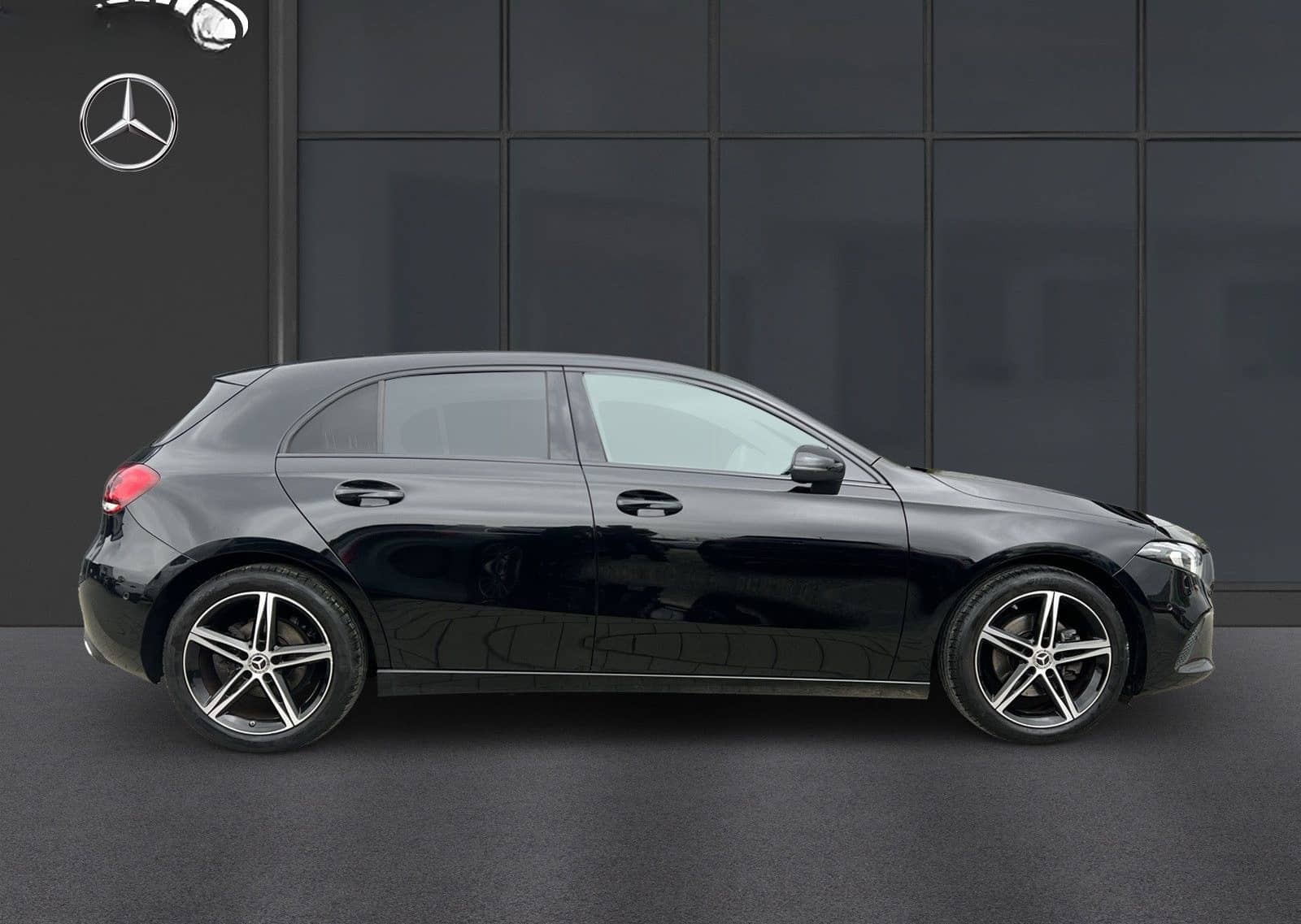 Mercedes-Benz A 200 Progressive Nightpaket MBUX High-LED SHZ foto 3