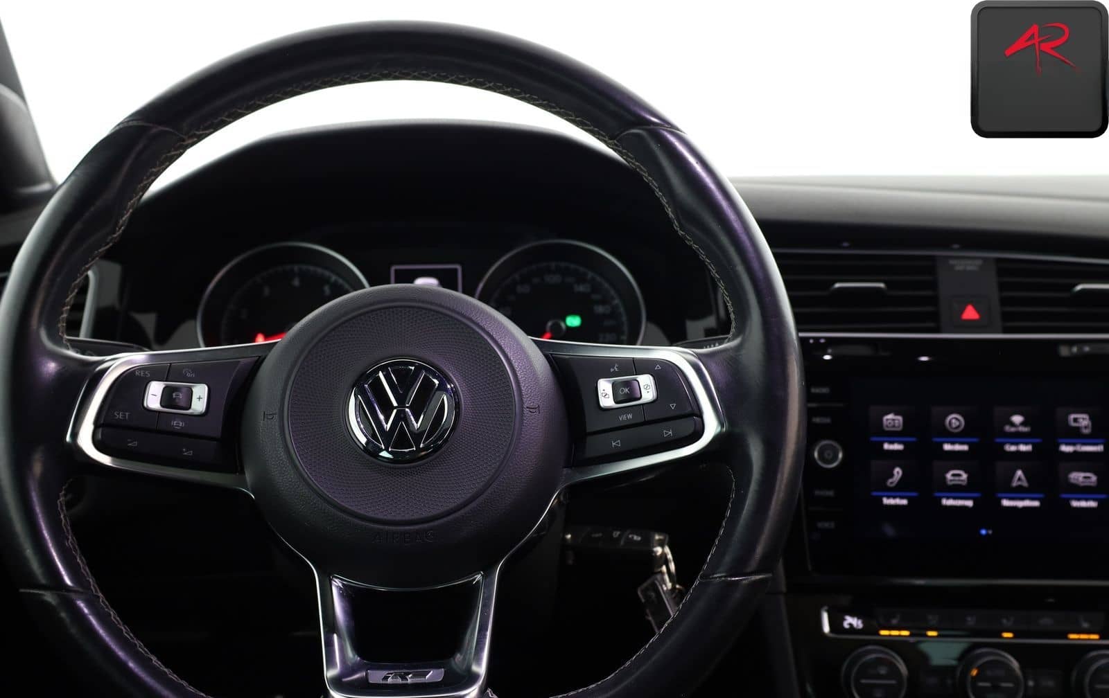 Volkswagen Golf VII 1.5 TSI R LINE PANORAMA,1.HAND,AMBIENTE foto 15