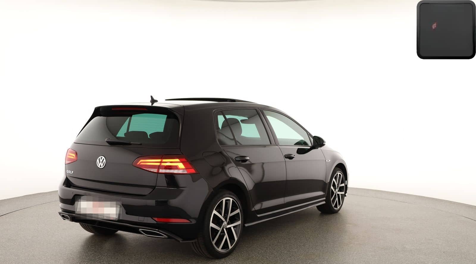 Volkswagen Golf VII 1.5 TSI R LINE PANORAMA,1.HAND,AMBIENTE foto 5