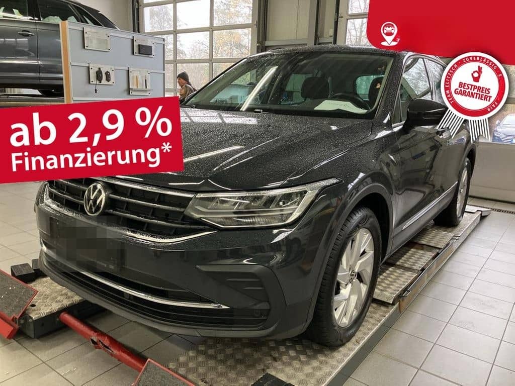 Volkswagen Tiguan TSI Life LED CarPlay ACC PDC SH 18" foto 1
