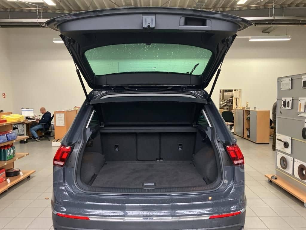 Volkswagen Tiguan TSI Life LED CarPlay ACC PDC SH 18" foto 5