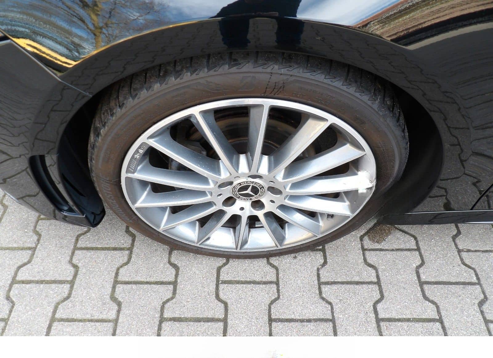 Mercedes-Benz A200 AMG Line Sportsitze Navi MBUX 19Zoll foto 17