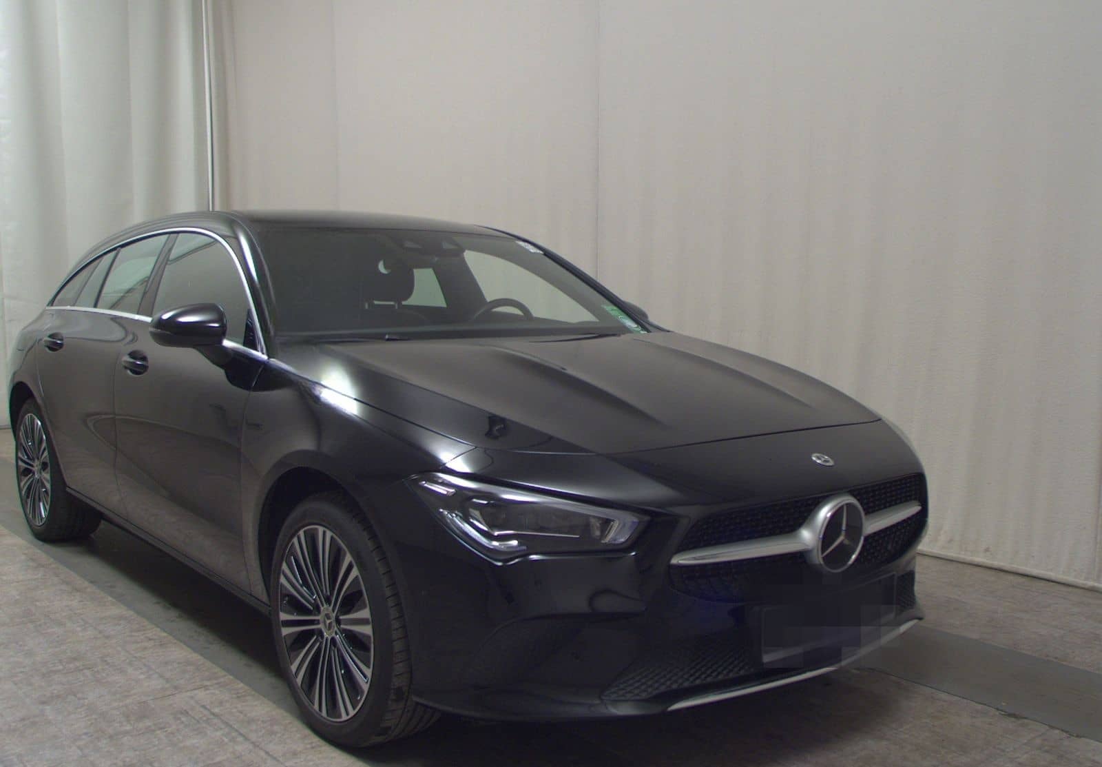 Mercedes-Benz CLA 250 Shooting Brake e Progressive Navi MB-LED foto 3