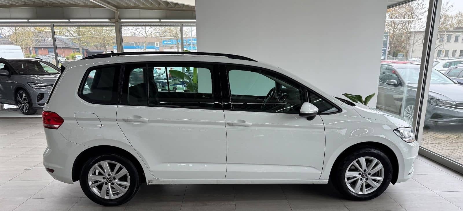 Volkswagen Touran*Comfl*Navi*Kamera*Massage*App-Con* foto 2