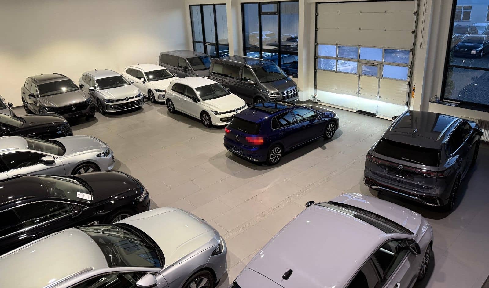 Volkswagen Golf VIII 2.0 TDI DSG AID/HUD/MATRIX/PANO/AHK foto 15