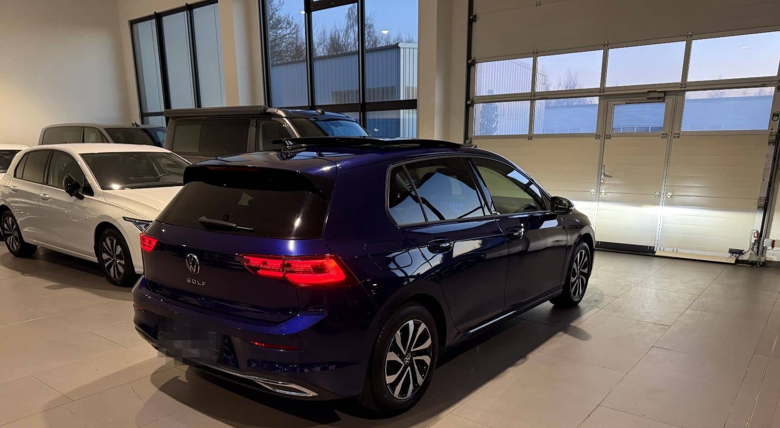 Volkswagen Golf VIII 2.0 TDI DSG AID/HUD/MATRIX/PANO/AHK foto 7