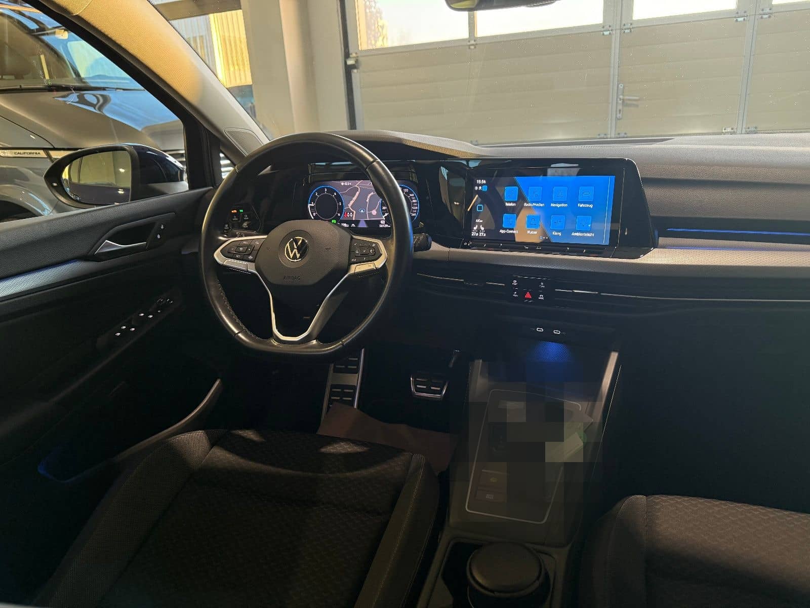 Volkswagen Golf VIII 2.0 TDI DSG AID/HUD/MATRIX/PANO/AHK foto 9