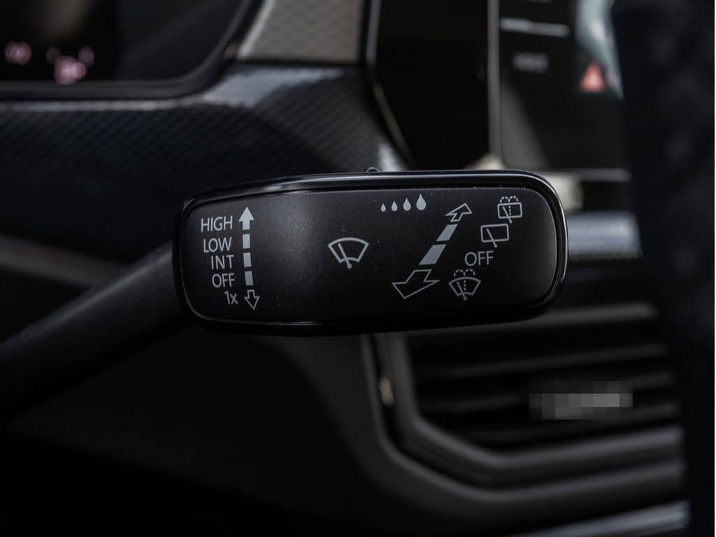 Volkswagen T-Cross Life 1.0 l TSI ACC LED SPURH. SHZ KLIMA foto 24