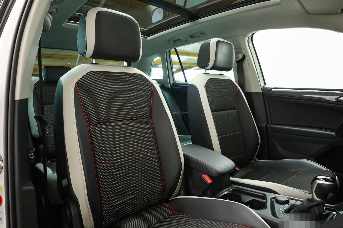 Volkswagen Tiguan 2.0 TDI 4M URBAN SPORT, MATRIX, PANO, AHK foto 15