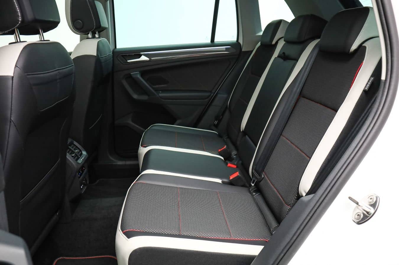 Volkswagen Tiguan 2.0 TDI 4M URBAN SPORT, MATRIX, PANO, AHK foto 17