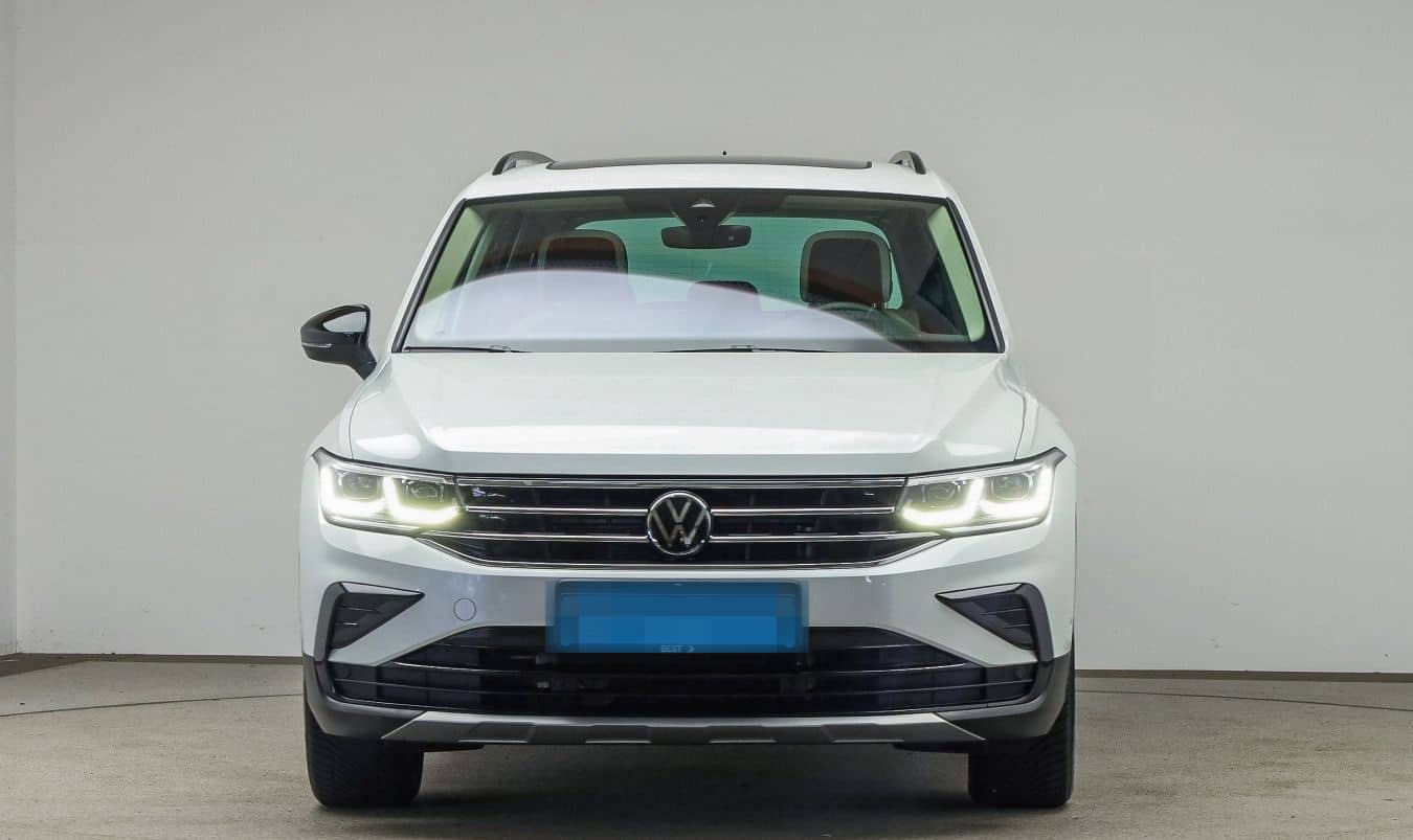 Volkswagen Tiguan 2.0 TDI 4M URBAN SPORT, MATRIX, PANO, AHK foto 5