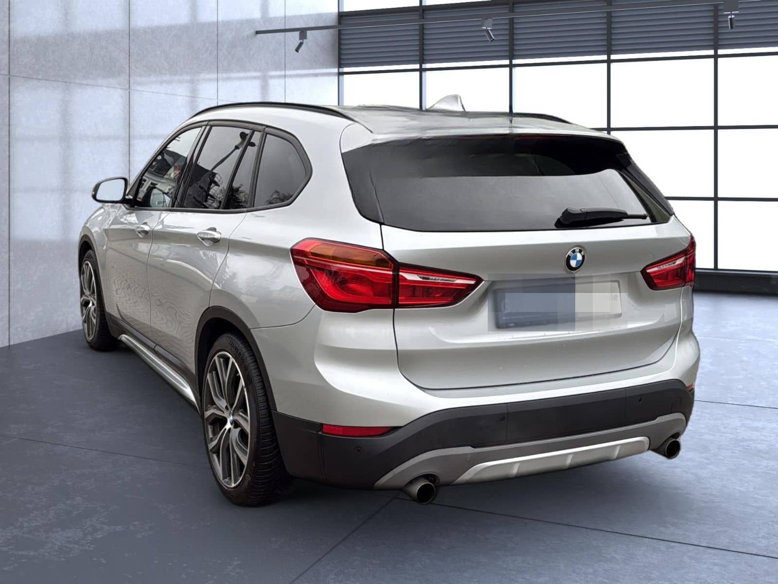 BMW X1 sDrive 20 i Sport Line/ unfallfrei/ AHK foto 6