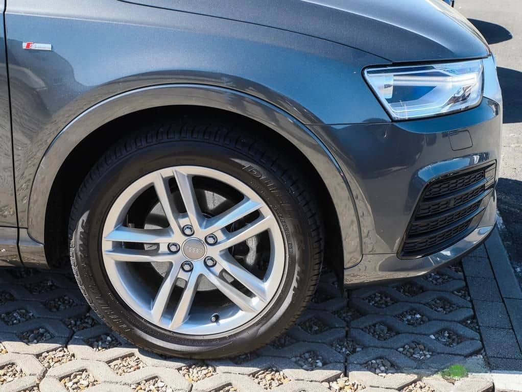 Audi Q3 1.4 TFSI S line S tronic Alu 18" Navi Sitzh. foto 3