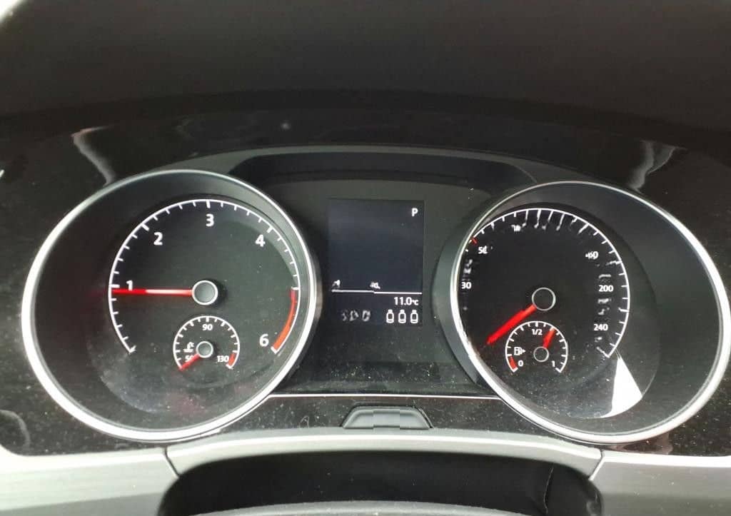 Volkswagen Touran 2.0 TDI DSG Comfortline-NAVI-ACC-PDC-SHZ- foto 8