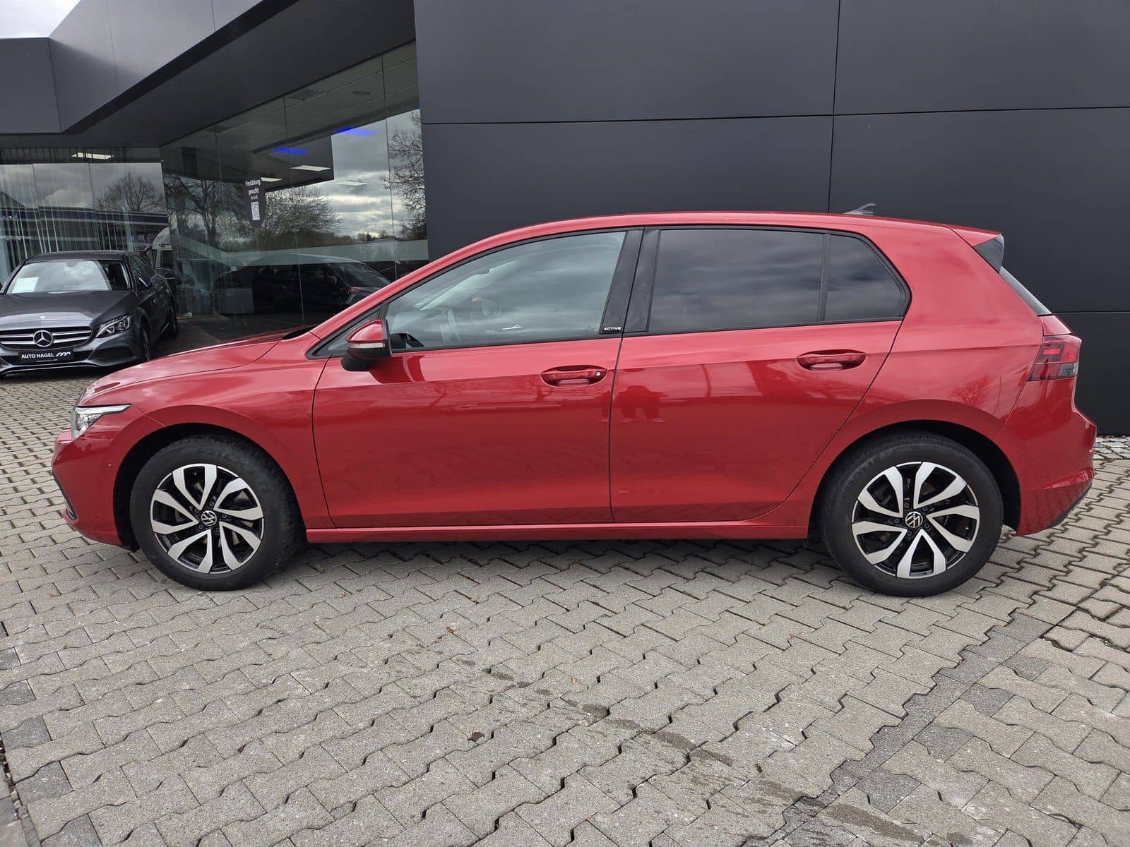 Volkswagen VIII 1.5 eTSI Active*AHK*IQ-LIGHT*IQ-DRIVE-PKT** foto 2