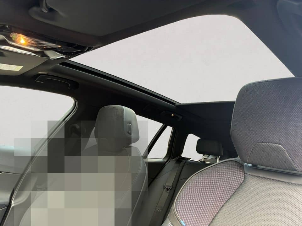 BMW 550e xDrive Touring M Sport + GARANTIE-bis-09.30 foto 16