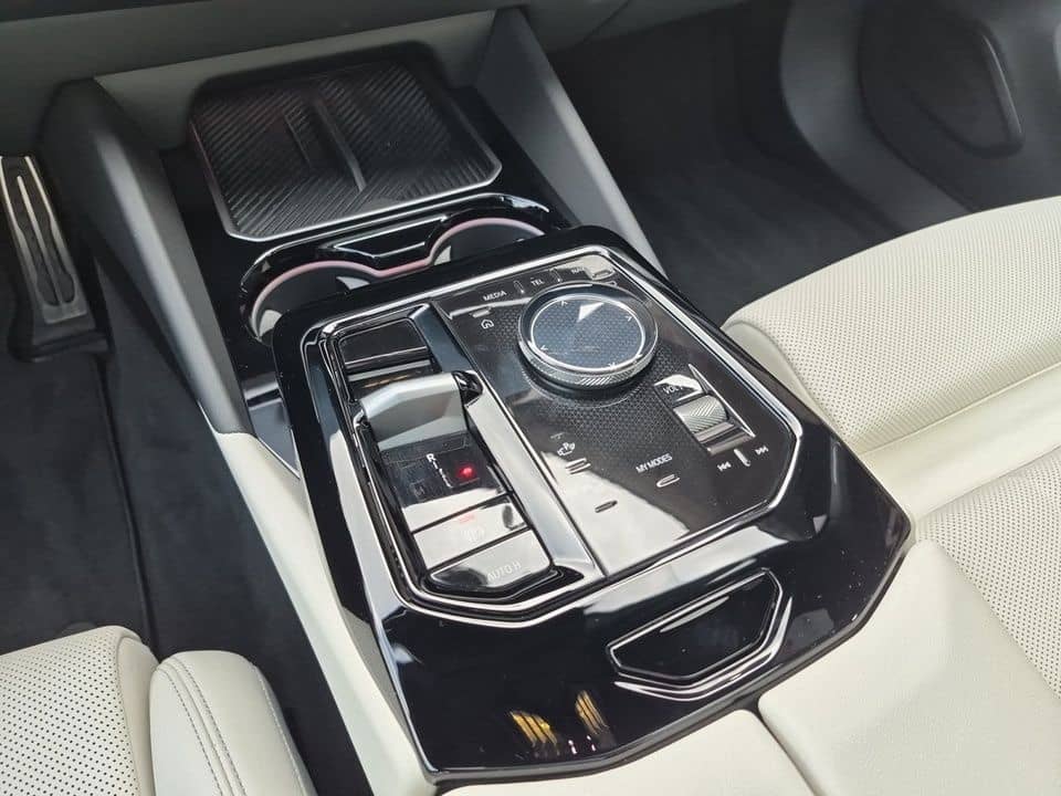 BMW 550e xDrive Touring M Sport + GARANTIE-bis-06.30 foto 12