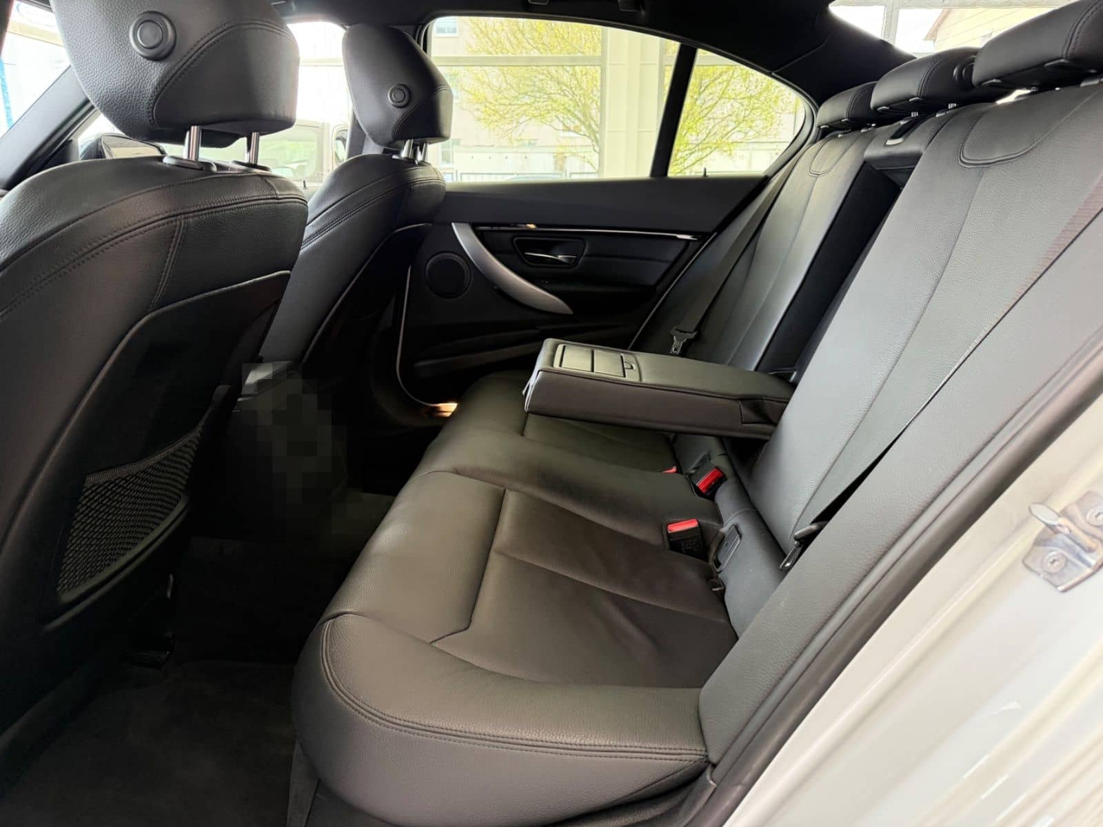 BMW 318d *M-PAKET*SHADOWLINE*LED*VOLLLEDER*SHZ foto 18