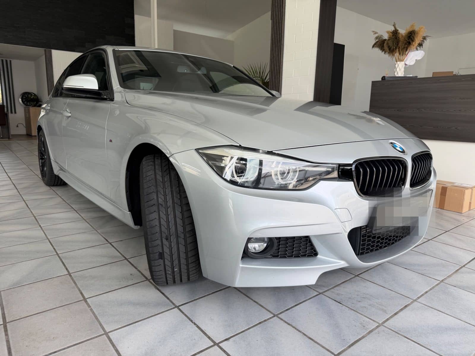 BMW 318d *M-PAKET*SHADOWLINE*LED*VOLLLEDER*SHZ foto 3