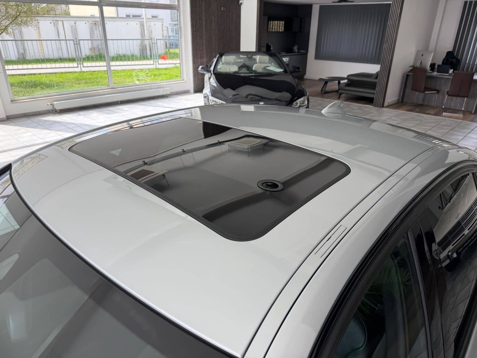 BMW 318d *M-PAKET*SHADOWLINE*LED*VOLLLEDER*SHZ foto 7