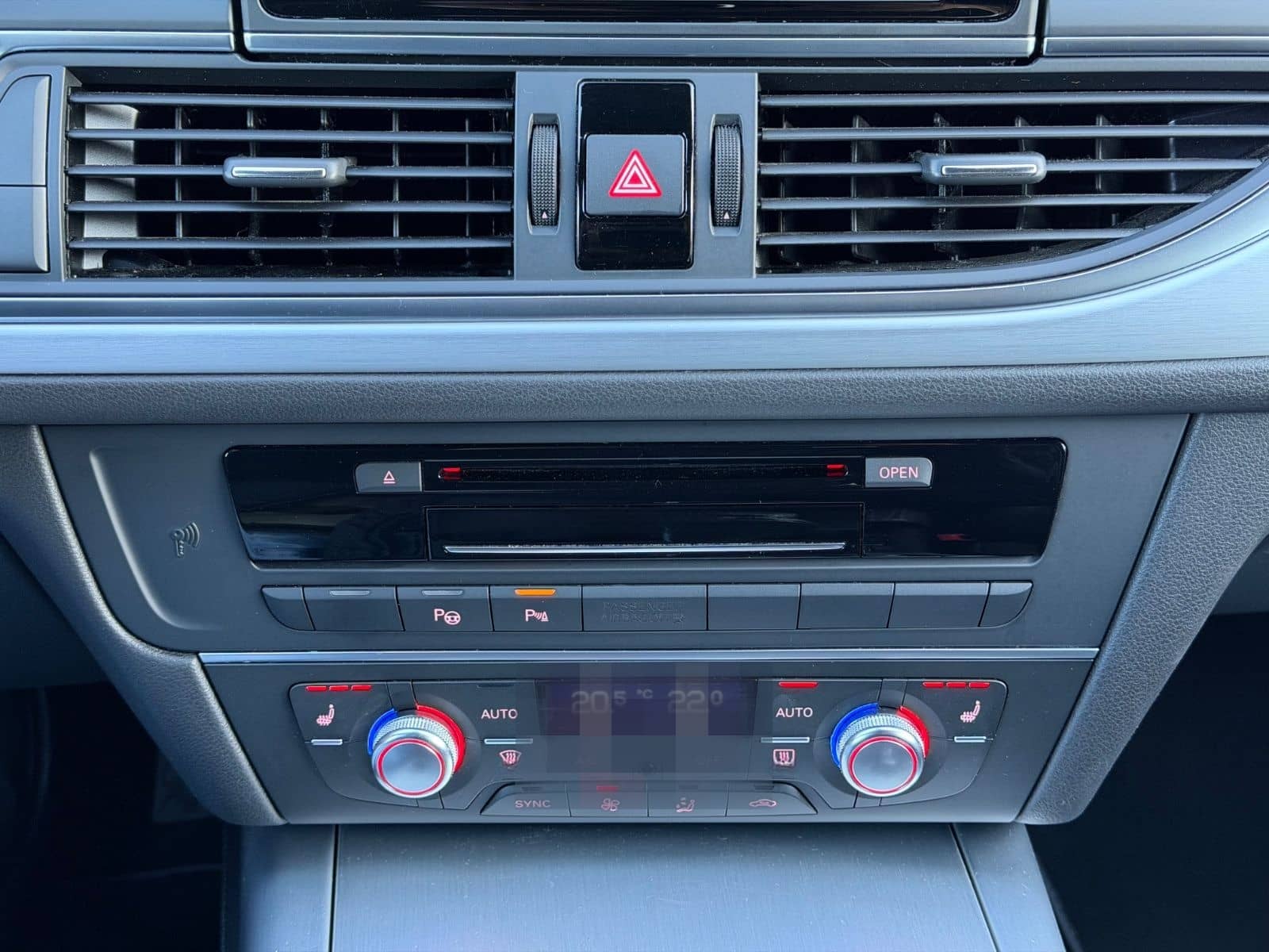 Audi A6 Avant 3.0 TDI quattro/S-LINE/AHK/ACC/SPUR/LED foto 18