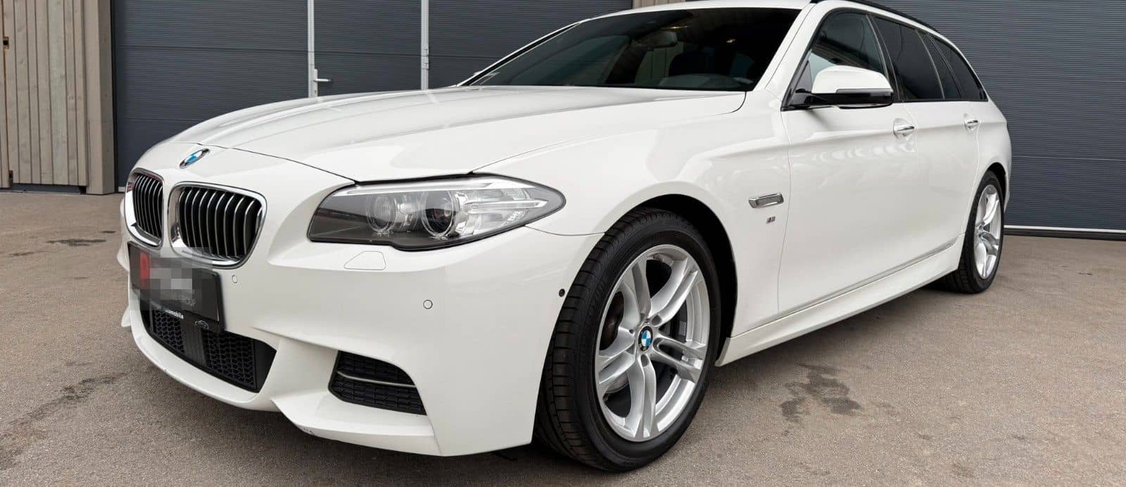 BMW 520 d Touring M Paket *Pano *Virtual *Head up foto 2