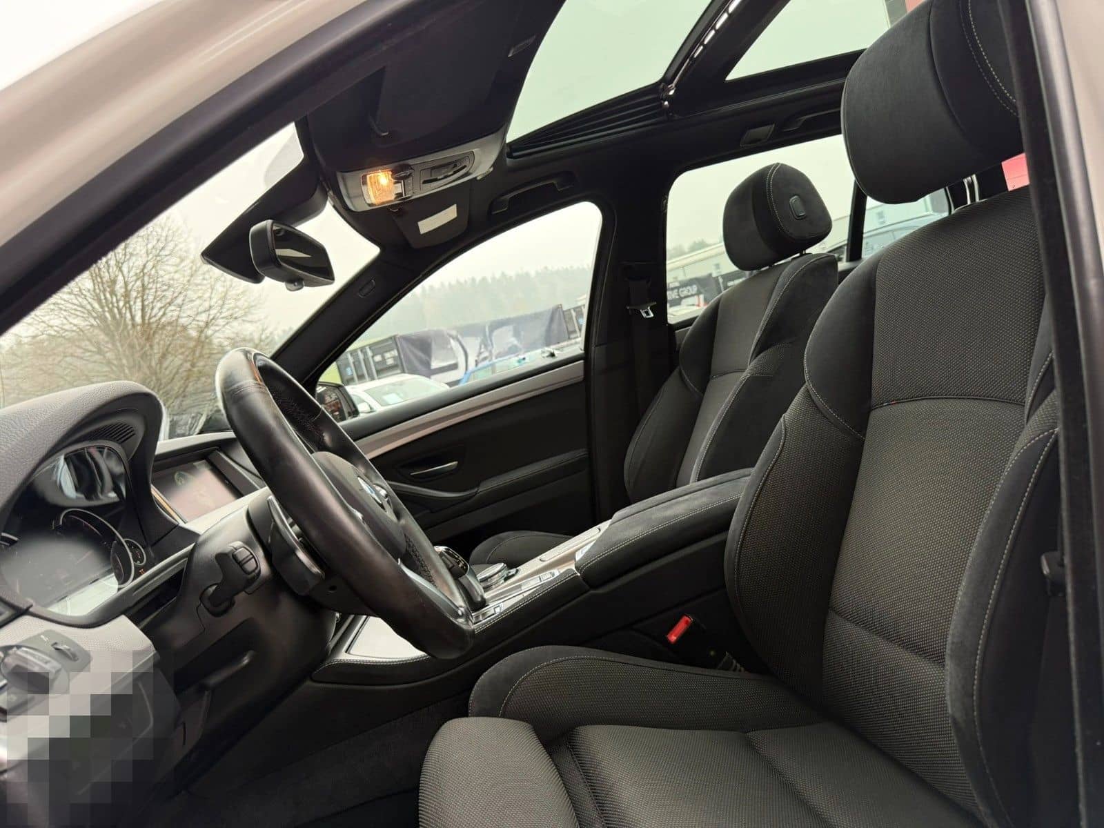 BMW 520 d Touring M Paket *Pano *Virtual *Head up foto 14