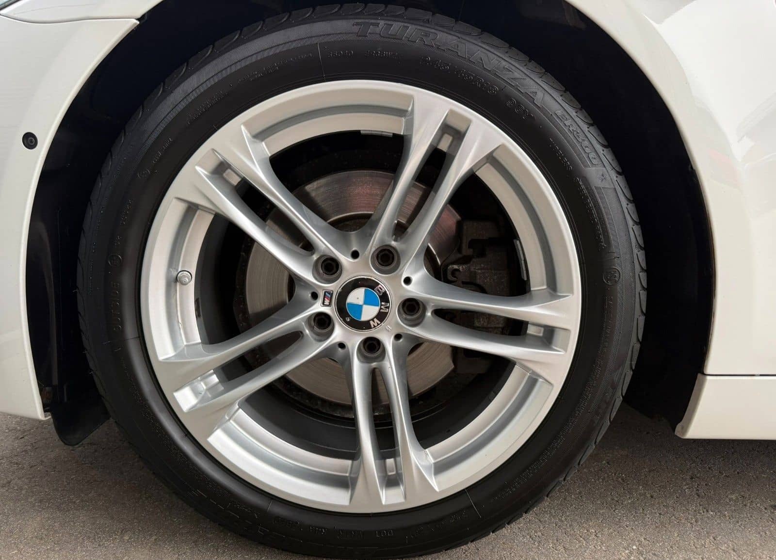 BMW 520 d Touring M Paket *Pano *Virtual *Head up foto 22