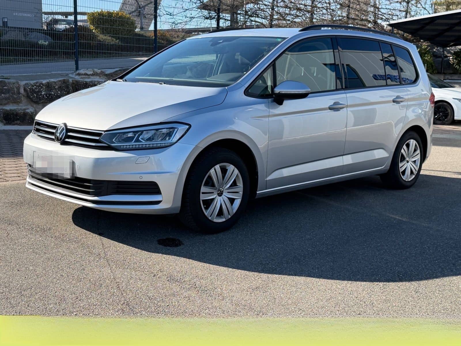 Volkswagen Touran 2.0 TDI DSG Highline LED Navi 1H RCam Tüv foto 8