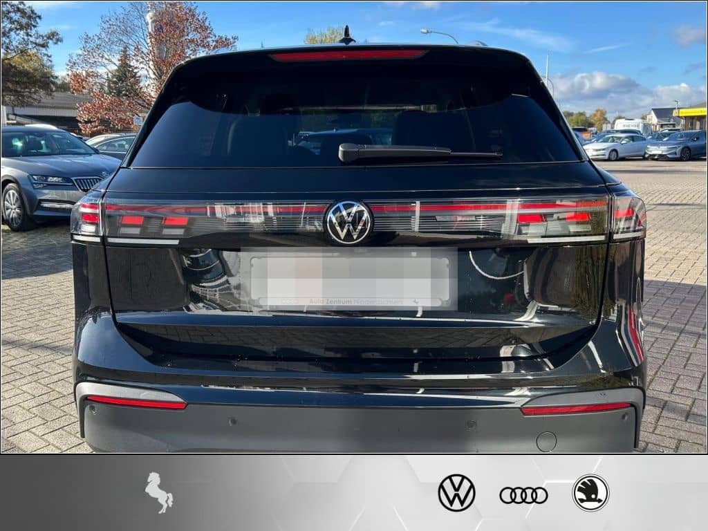 Volkswagen Tiguan 2.0TDI AHK(trailerassist) CarPlay LED*Cam foto 8