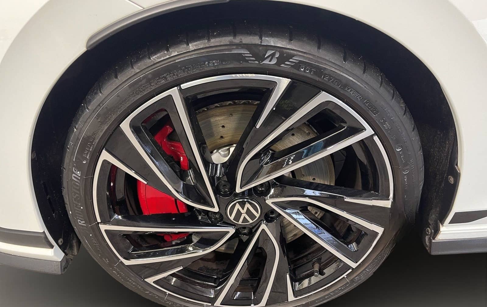 Volkswagen Golf VIII 2.0 TSI GTI Clubsport ACC AUT Kam. LED foto 7