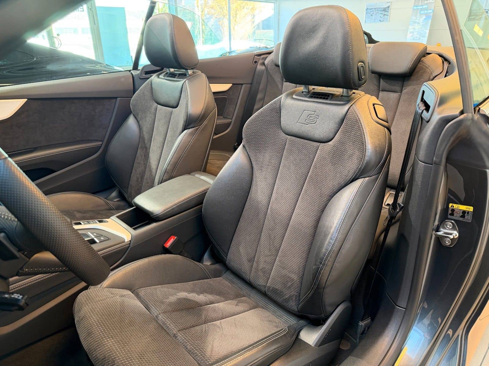 Audi A5 Cabriolet 45 TFSI quattro sport S-Line Plus foto 17