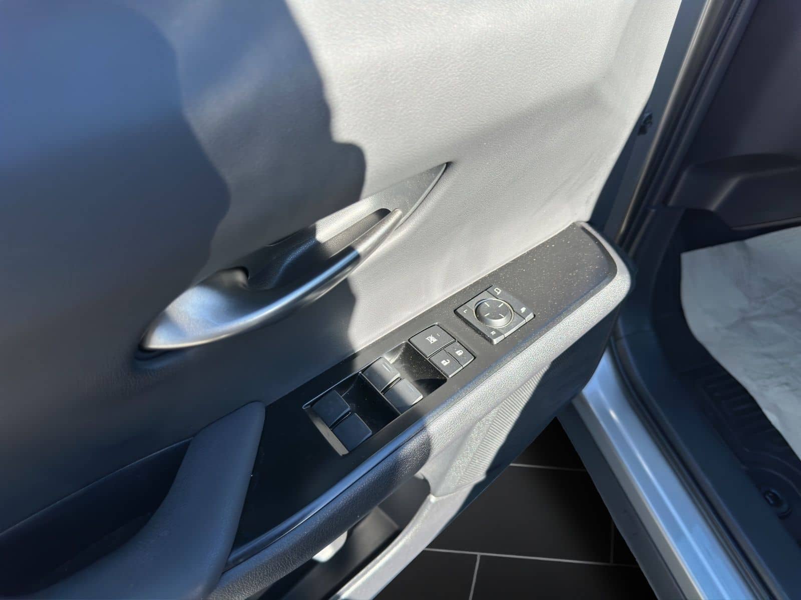 Lexus UX 250h*STYLE*1HD*ALLW.*VELOUR* 15J-GARANTIE* foto 12