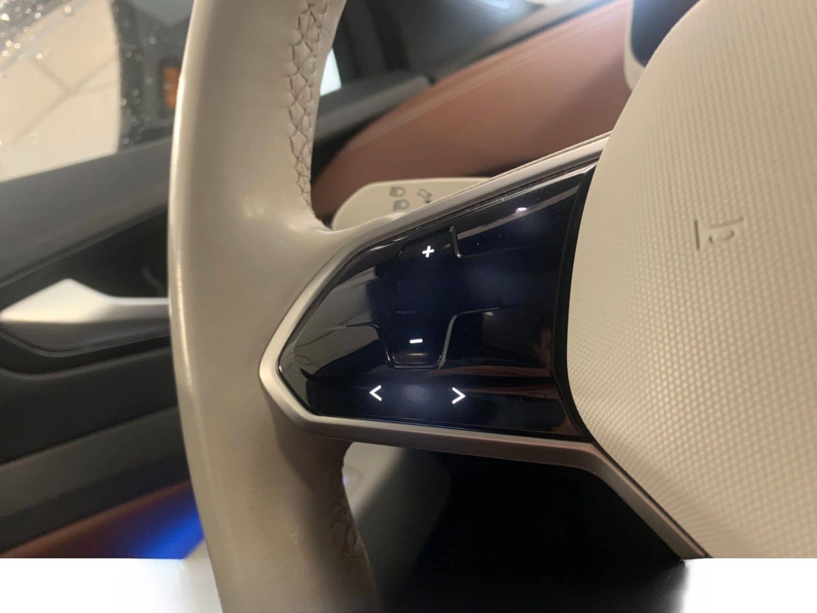 Volkswagen ID.4 Pro Performance ACC Pano Amb 360° SiHz elHK foto 10