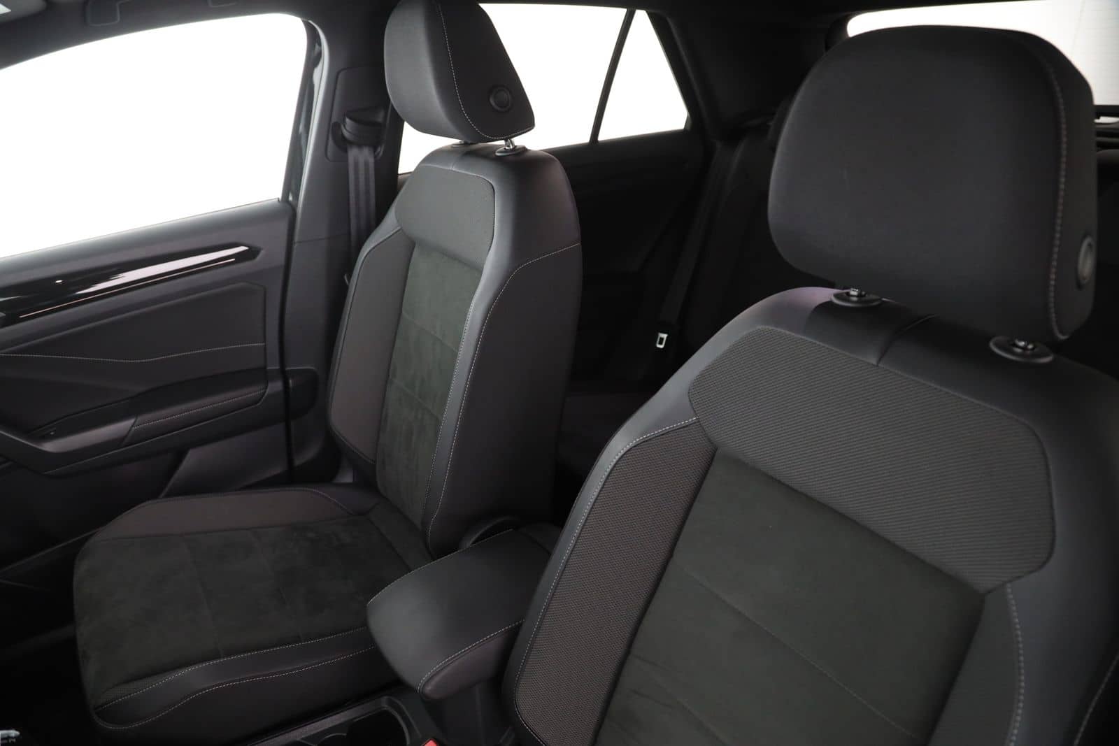 Volkswagen T-Roc 1.0 TSI Style | ACC | LED | SITZH. | foto 14