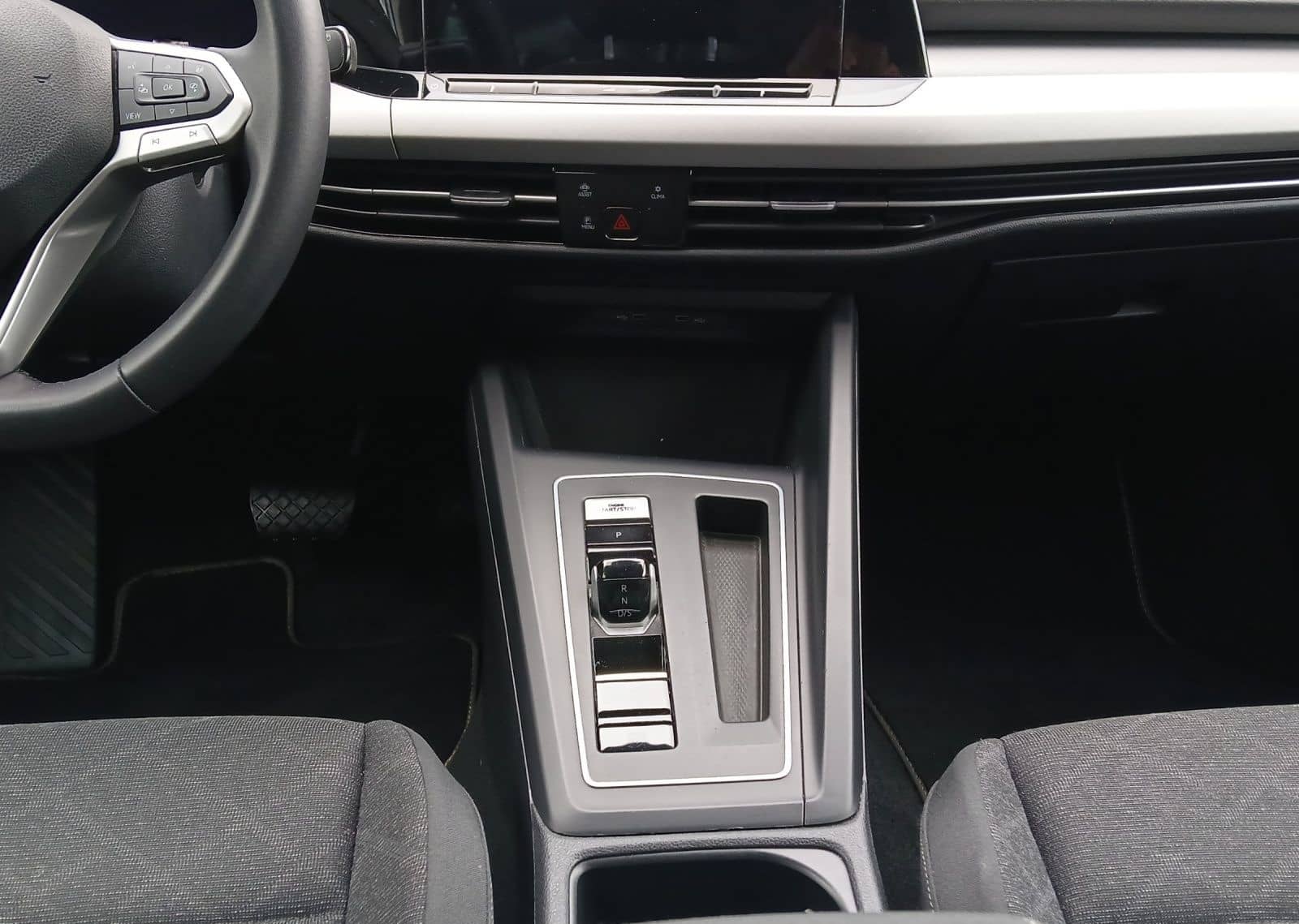 Volkswagen Golf VIII Variant TDI Life DSG LED Navi ACC VC S foto 15