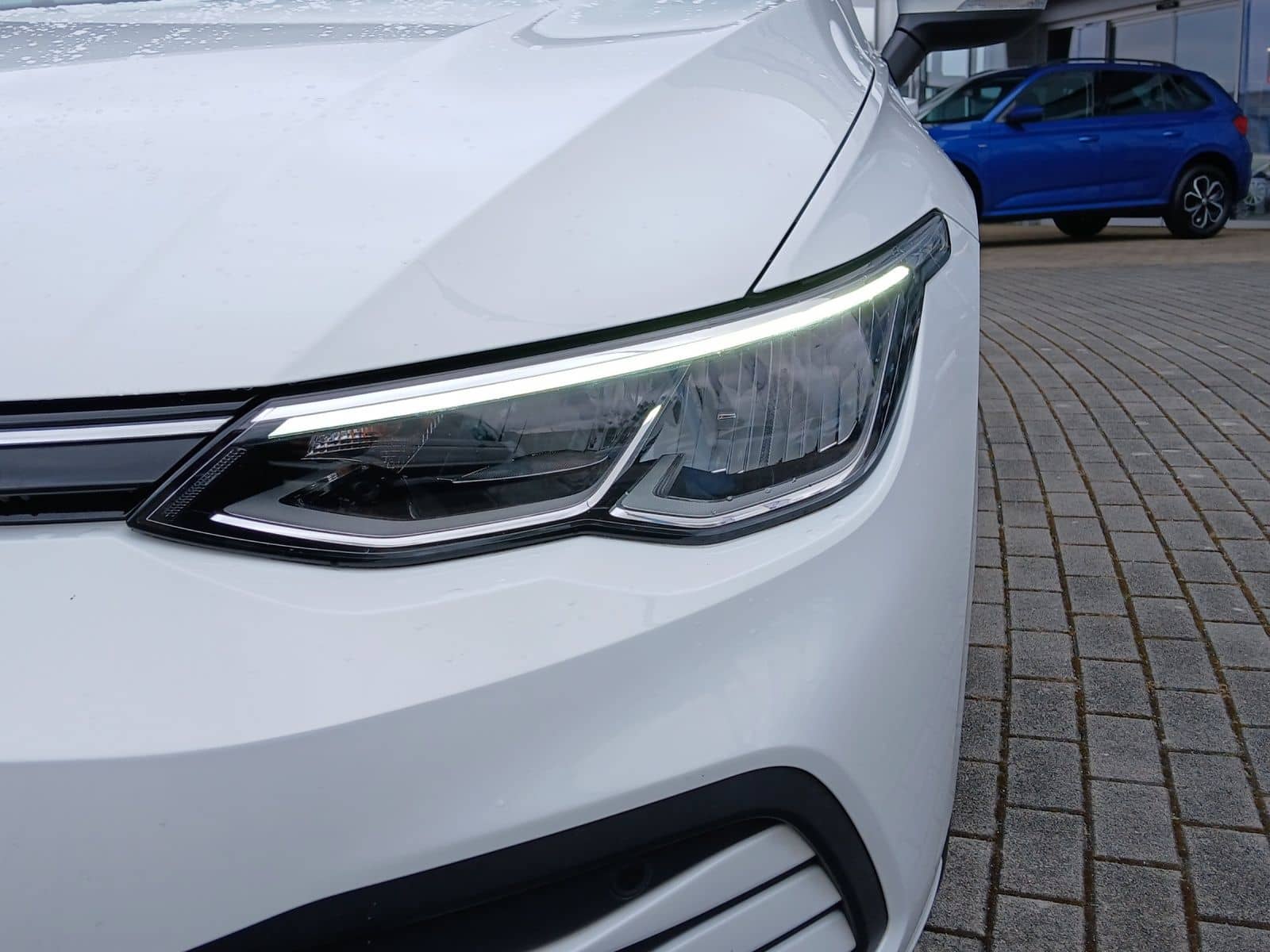 Volkswagen Golf VIII Variant TDI Life DSG LED Navi ACC VC S foto 24