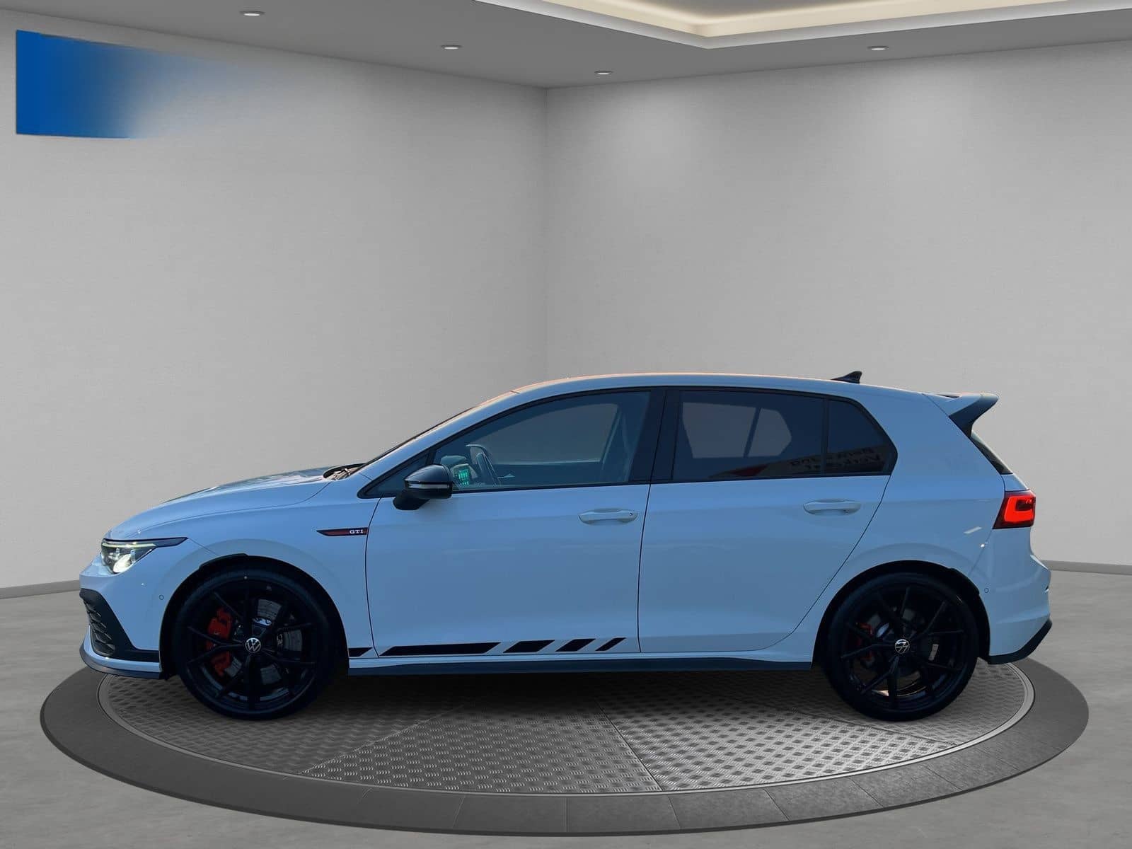 Volkswagen Golf VIII GTI Clubsport 2.0 TSI DSG+MATRIX+HUD foto 2