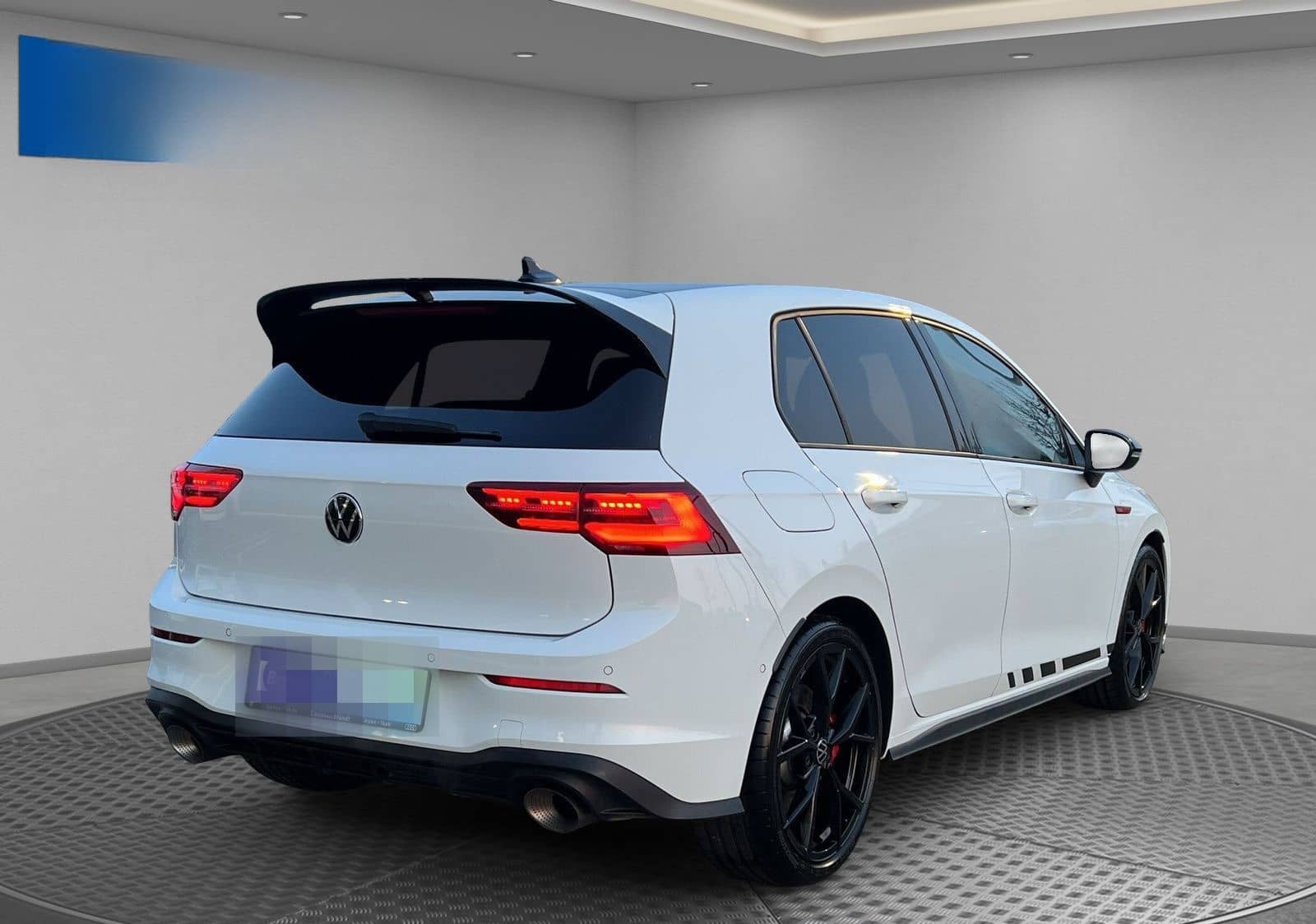 Volkswagen Golf VIII GTI Clubsport 2.0 TSI DSG+MATRIX+HUD foto 3