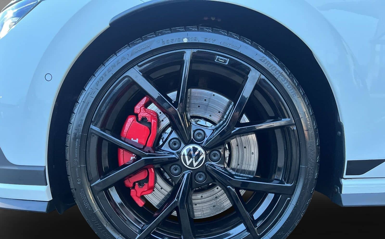 Volkswagen Golf VIII GTI Clubsport 2.0 TSI DSG+MATRIX+HUD foto 6