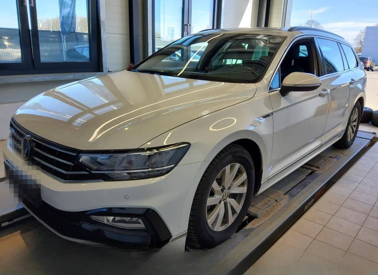Volkswagen Passat Variant 2.0 TDI DSG Business  AHK Navi LE foto 2