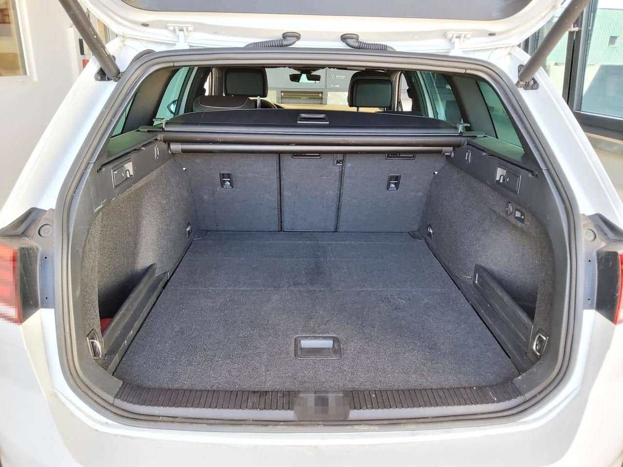 Volkswagen Passat Variant 2.0 TDI DSG Business  AHK Navi LE foto 7