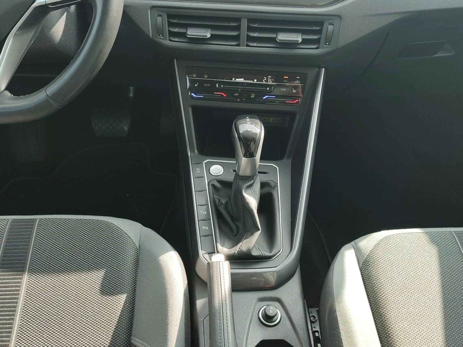 Volkswagen Polo 1.0 TSI Style DSG Navi*Pano*IQ-Light*IQ-Dri foto 9