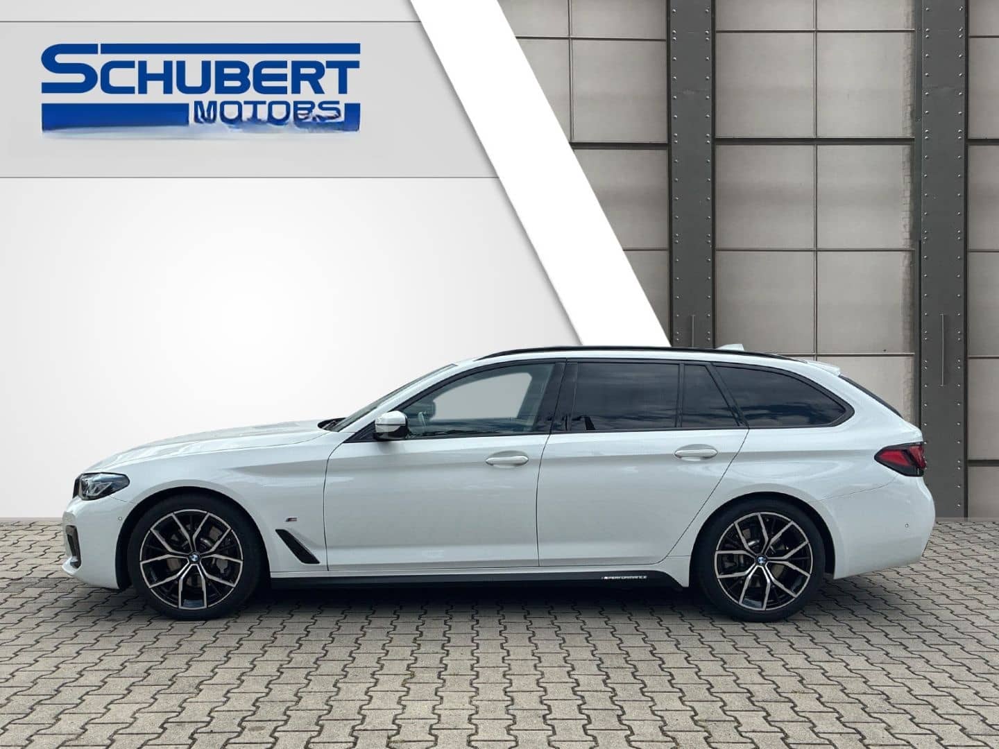 BMW 530 i Touring M-SPORT LASER HUD HIFI KOMFZGNG RF foto 2