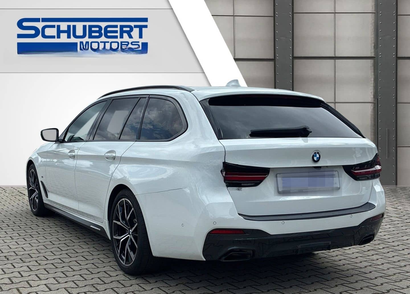 BMW 530 i Touring M-SPORT LASER HUD HIFI KOMFZGNG RF foto 3