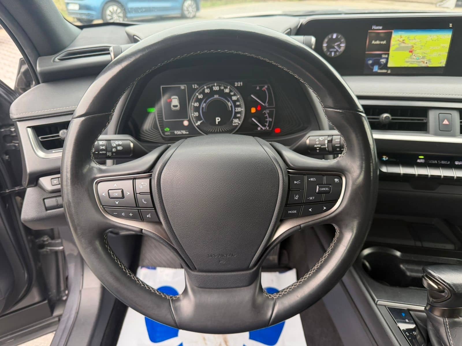 Lexus UX 250 h foto 14