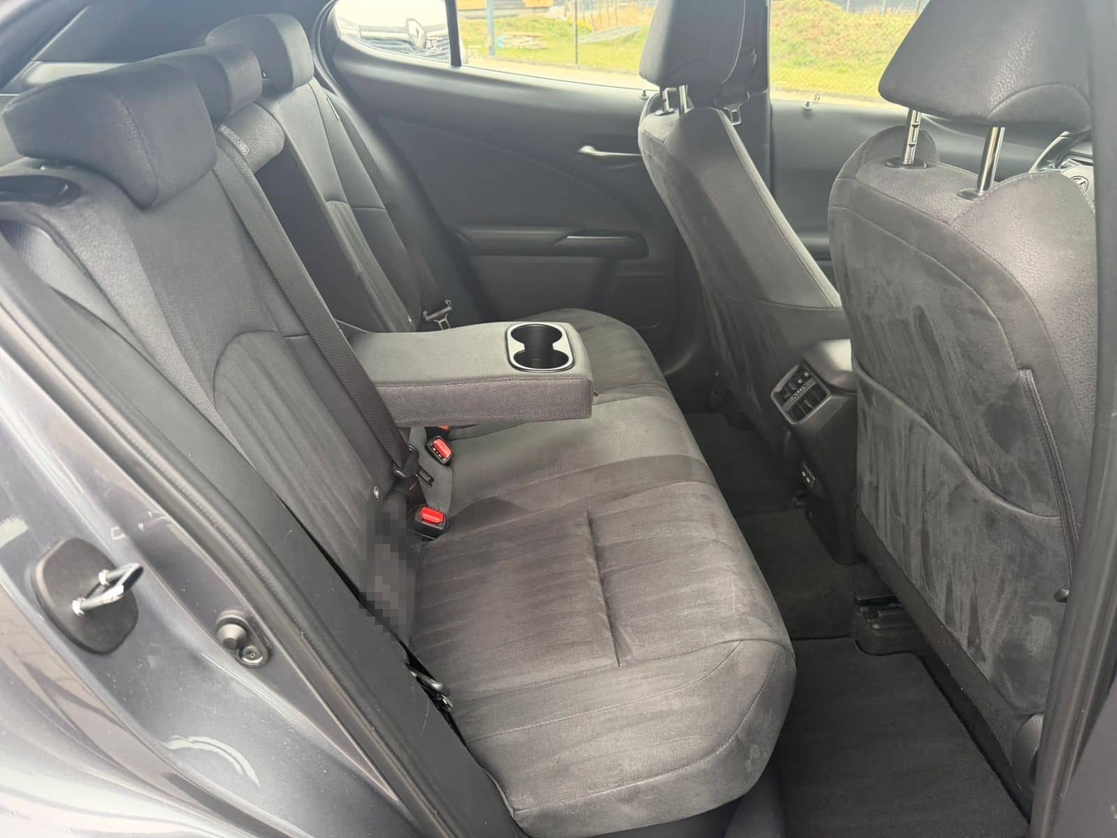 Lexus UX 250 h foto 20